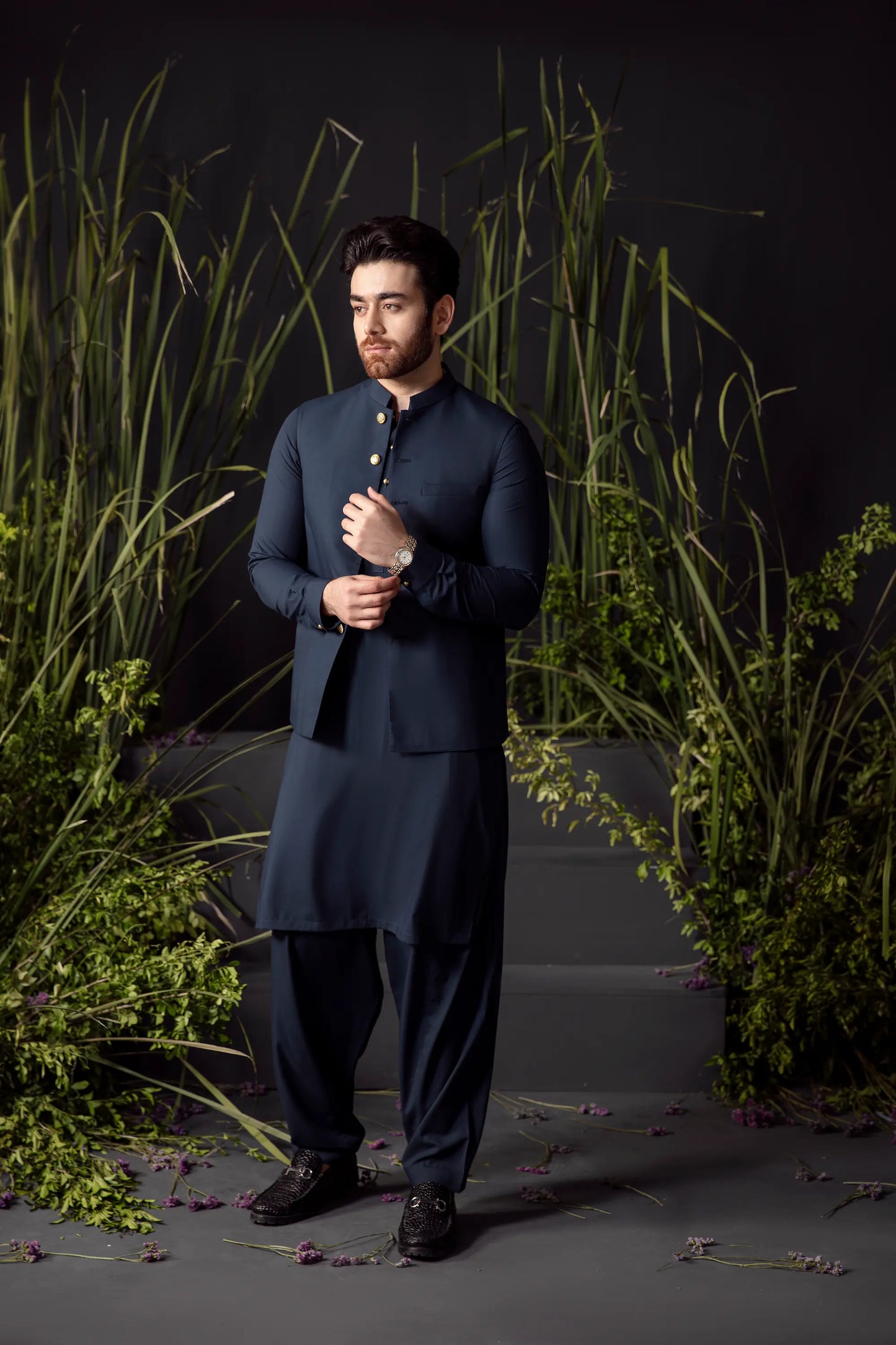 KAMEEZ SHALWAR & WAISTCOAT