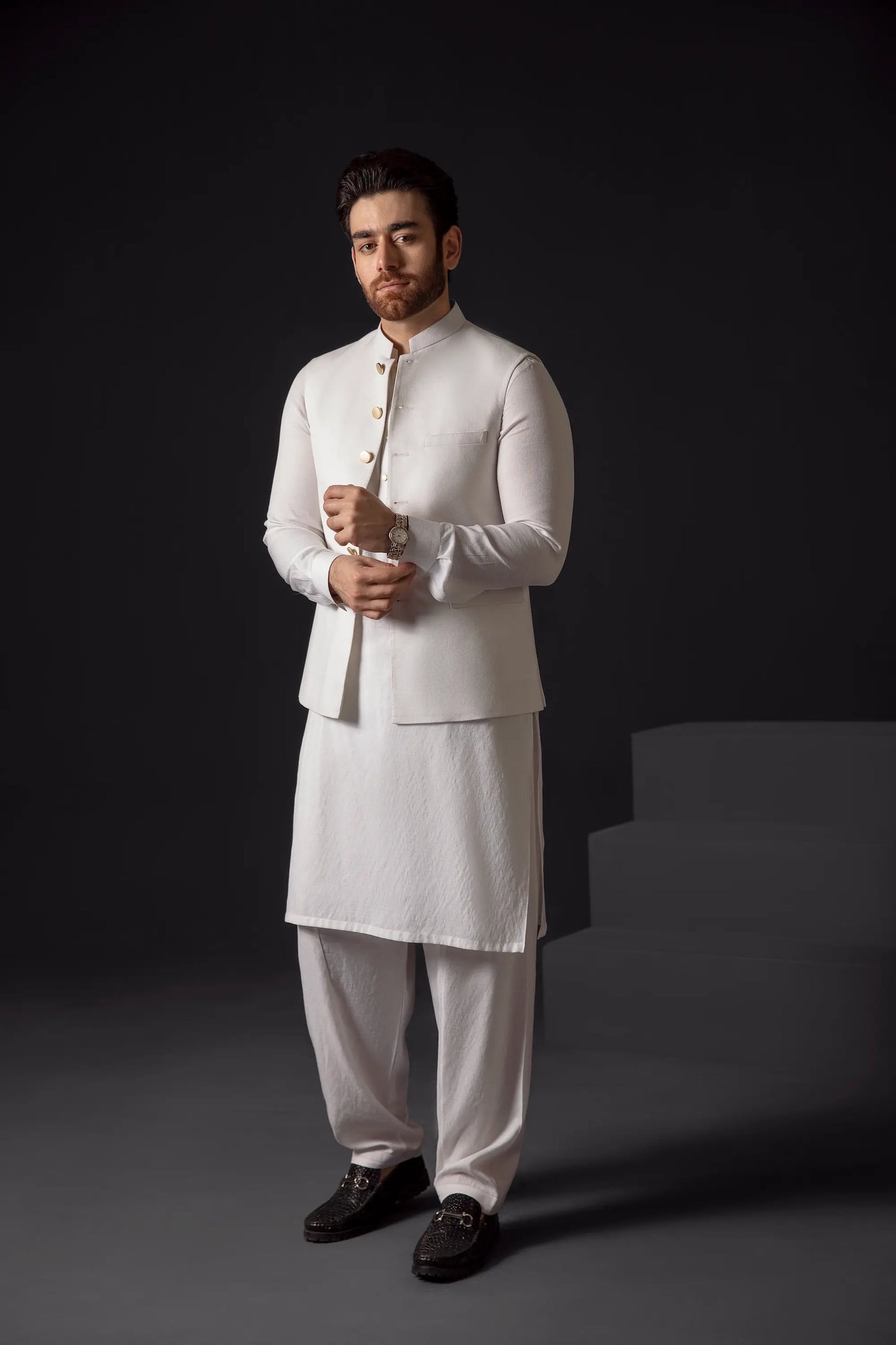 KAMEEZ SHALWAR & WAISTCOAT