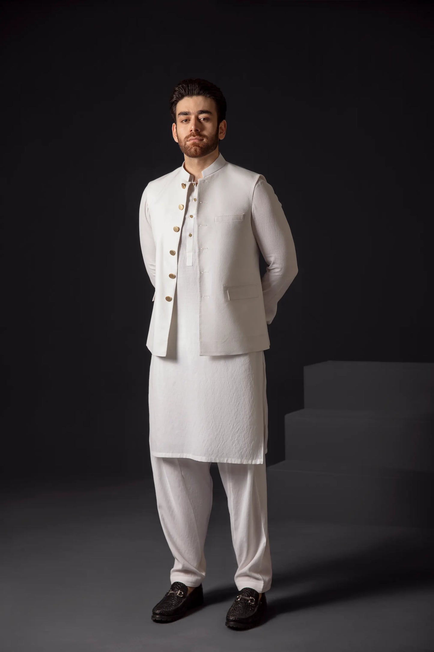 KAMEEZ SHALWAR & WAISTCOAT