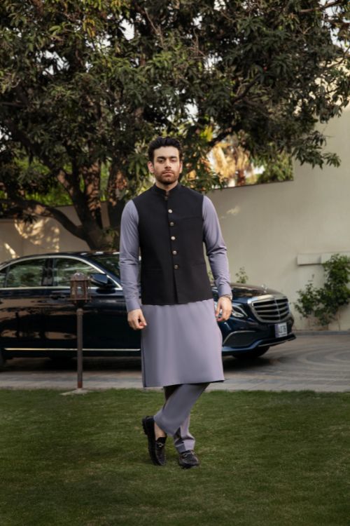 KAMEEZ SHALWAR & WAISTCOAT